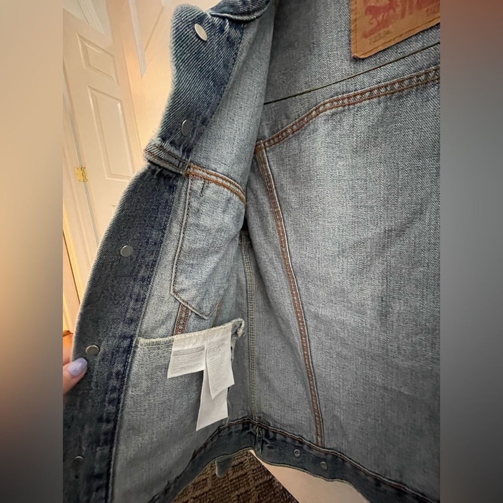 Levi’s denim jacket - Picture 5 of 10